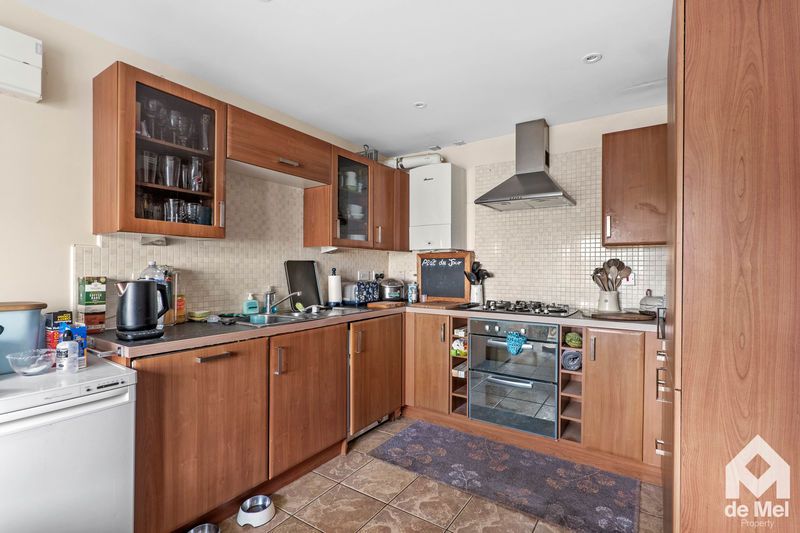 Property photo 2 of 13 Photo 8