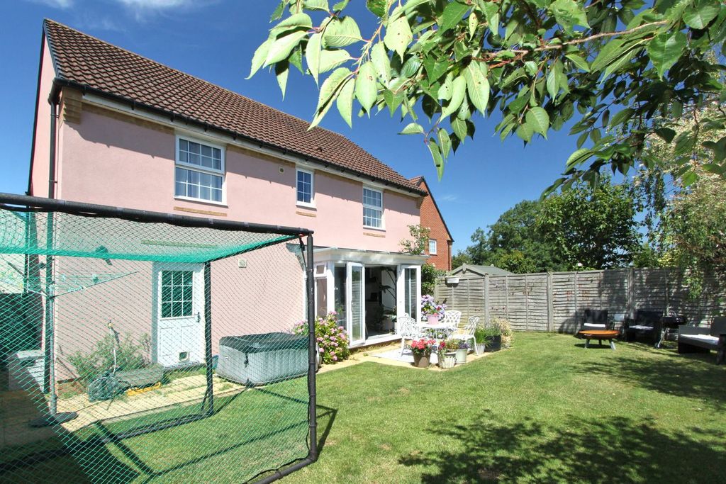 Property photo 2 of 16