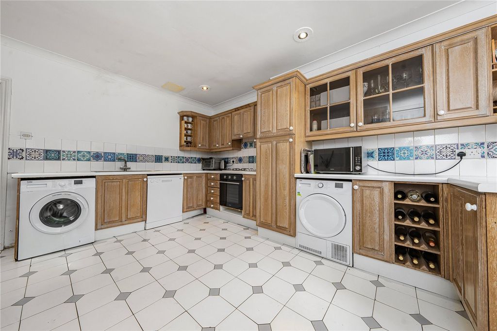 Property photo 3 of 19 Picture No. 4