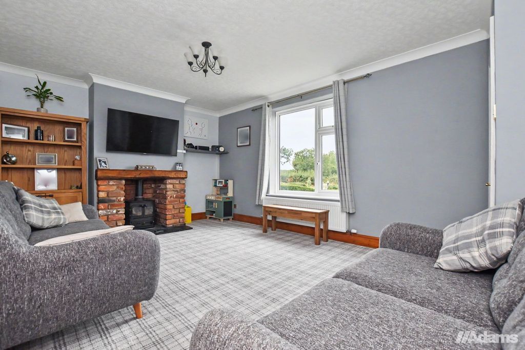 Property photo 3 of 24