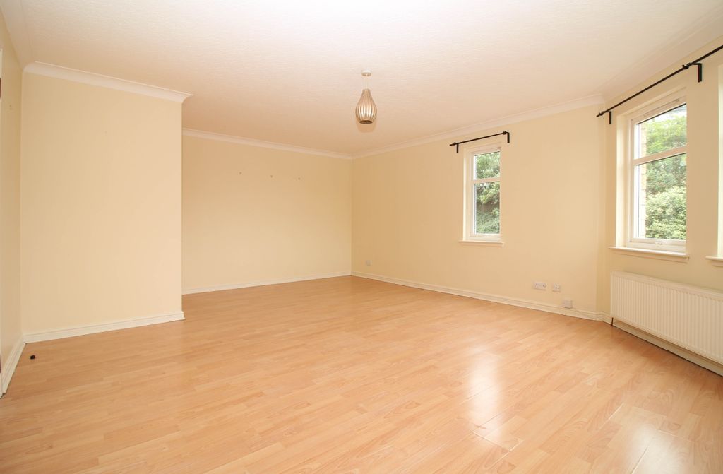 Property photo 3 of 8