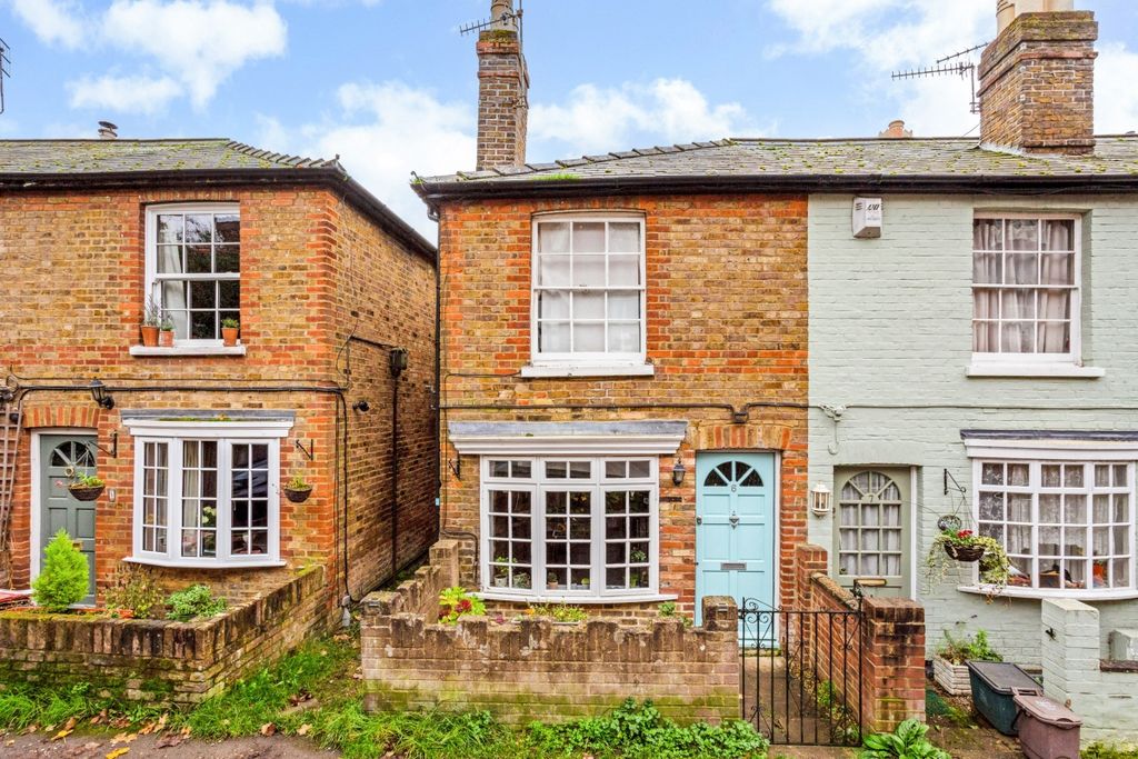 Property photo 1 of 12