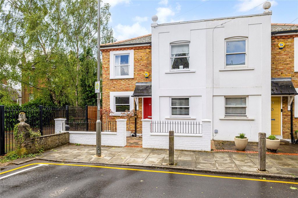 Property photo 1 of 16 Amerland Road