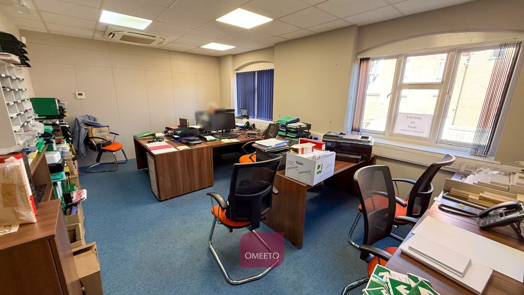 Property photo 3 of 7 Office To Rent