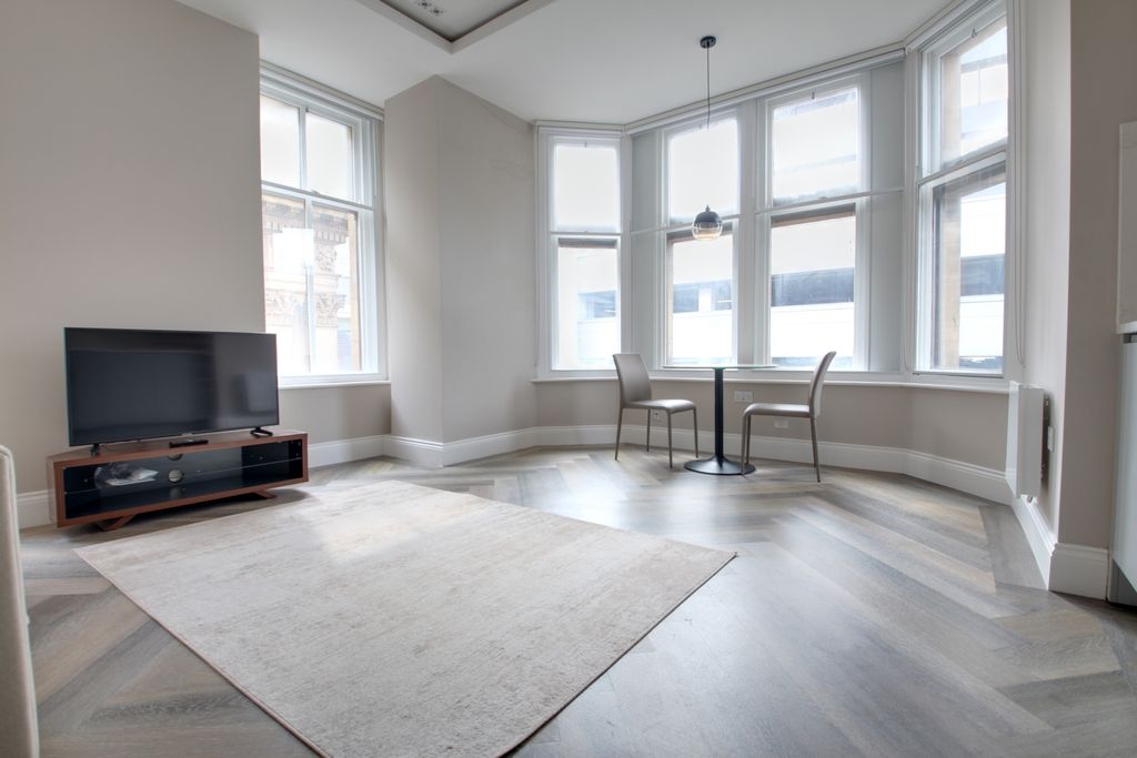 Property photo 1 of 11 Kitchen Dining Living Room