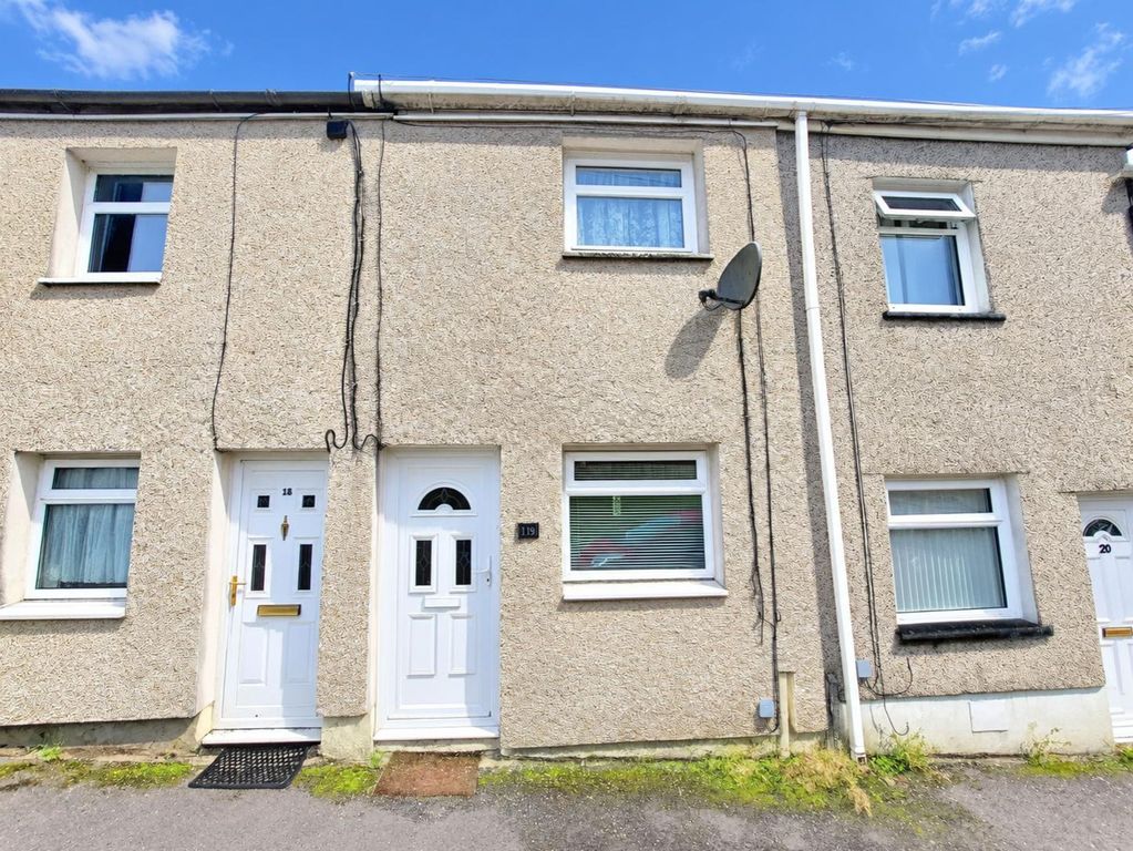 Property photo 1 of 18