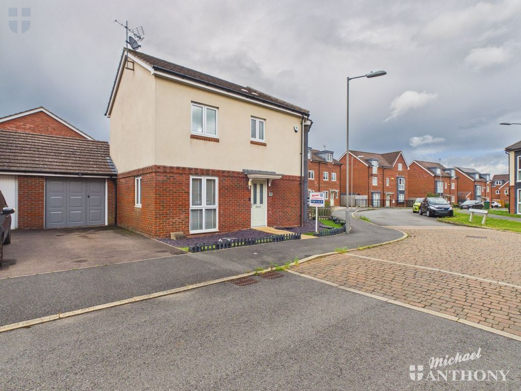 Property photo 1 of 20 Cam03218G0-Pr1052-Still004
