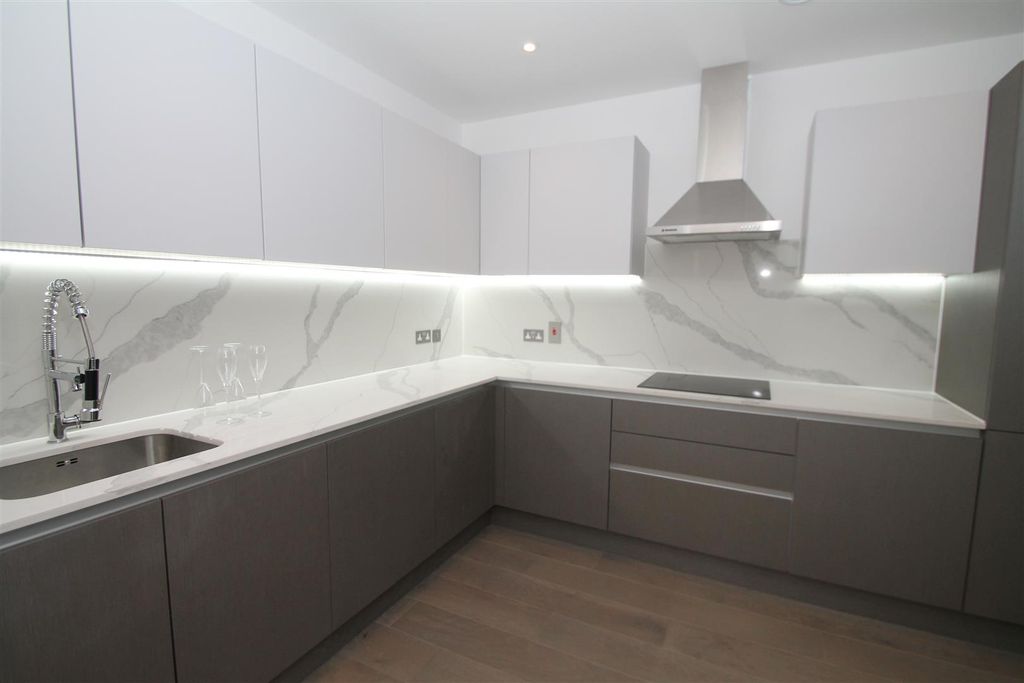 Property photo 3 of 13 Img_9085.Jpg