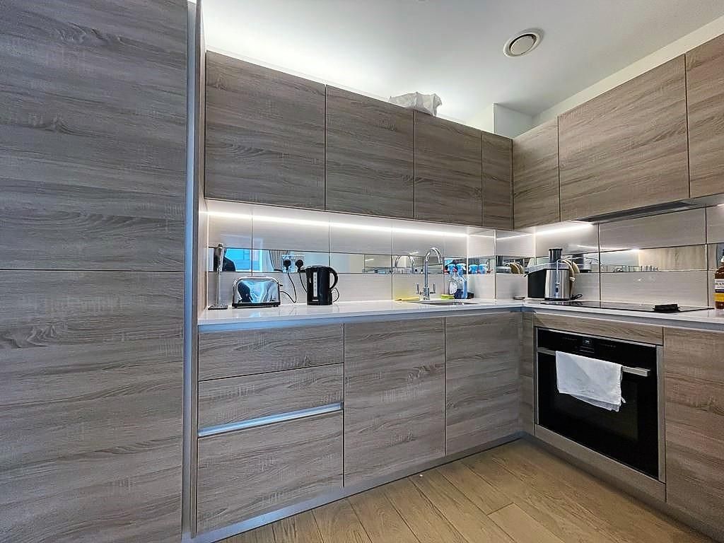 Property photo 3 of 9 Gallery