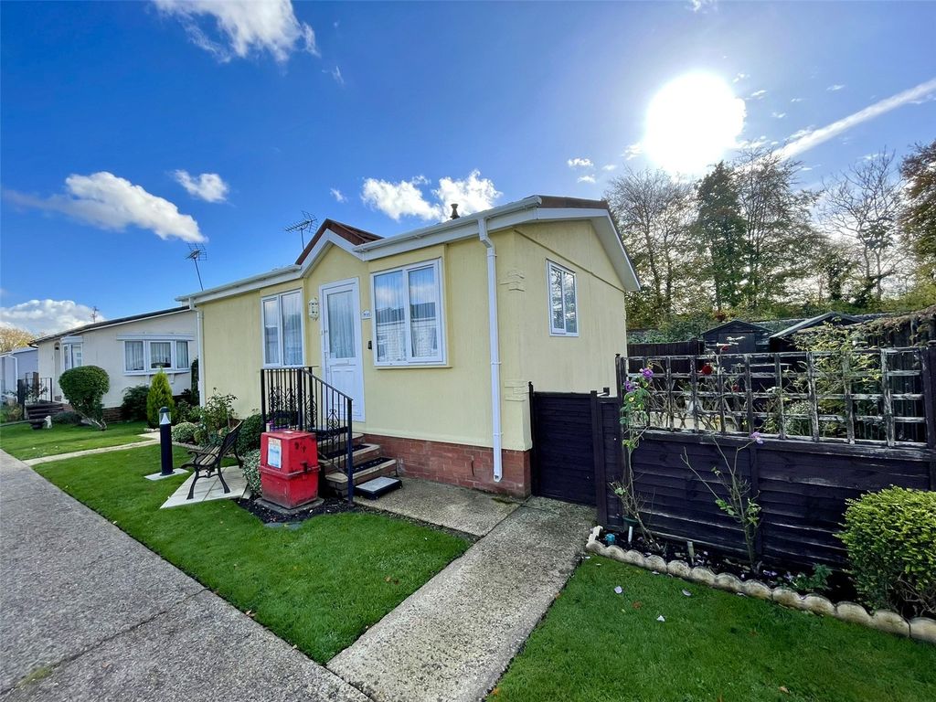 Property photo 1 of 14 Picture No. 15