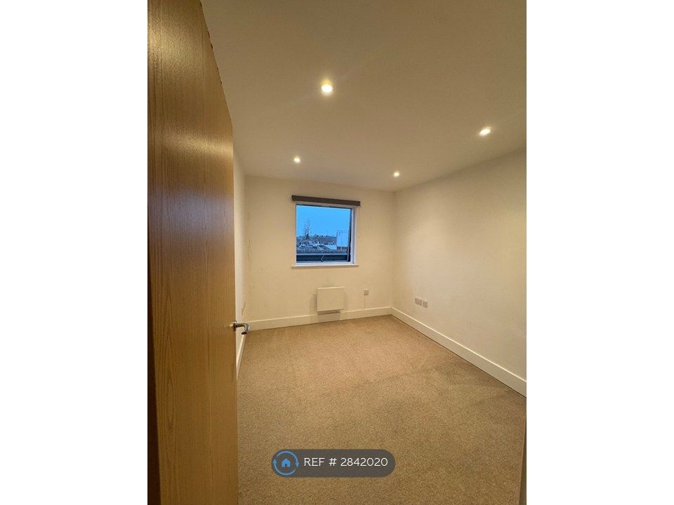 Property photo 3 of 7