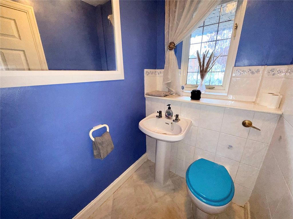Property photo 2 of 14 Picture No. 17