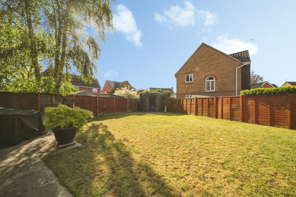 Property photo 2 of 14