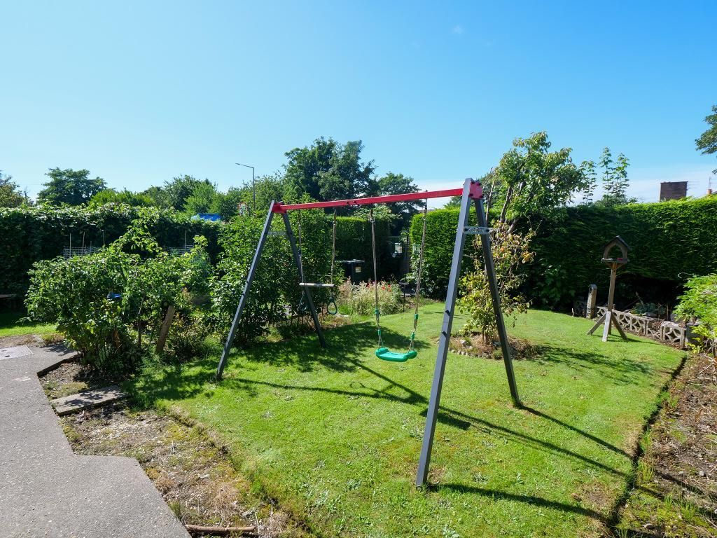 Property photo 3 of 15 Front Garden