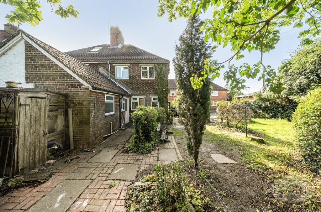 Additional image 4 of 3 bed semi-detached house for salePenns Road, Petersfield, Hampshire GU32