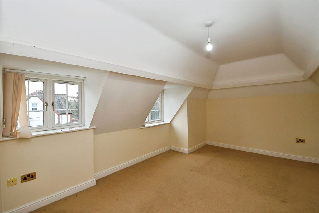 Additional image 11 of 1 bed flat for saleThe Broadway, Woodhall Spa LN10