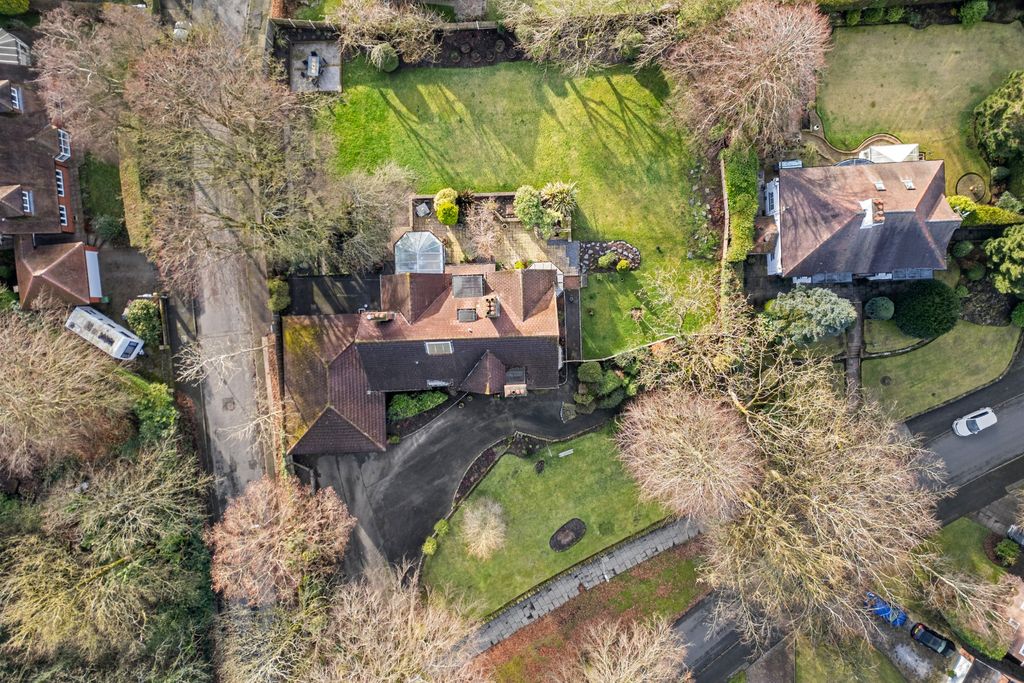 Property photo 3 of 93 4164606