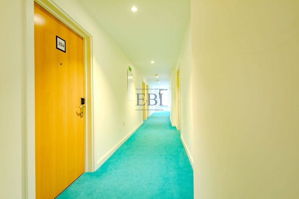 Property photo 3 of 20 Picture No. 52