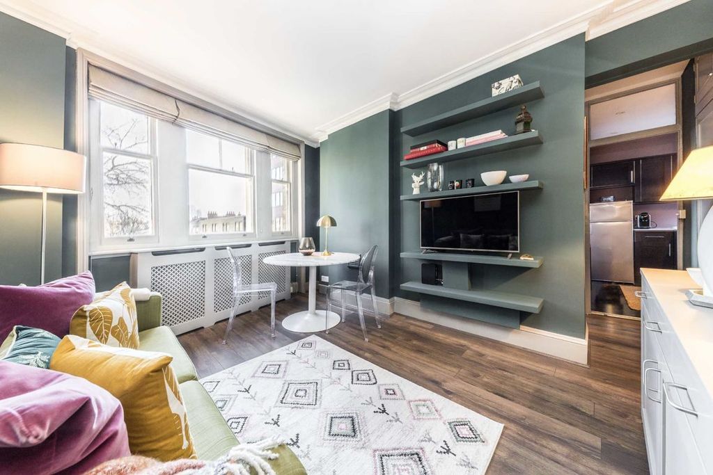 Property photo 2 of 7