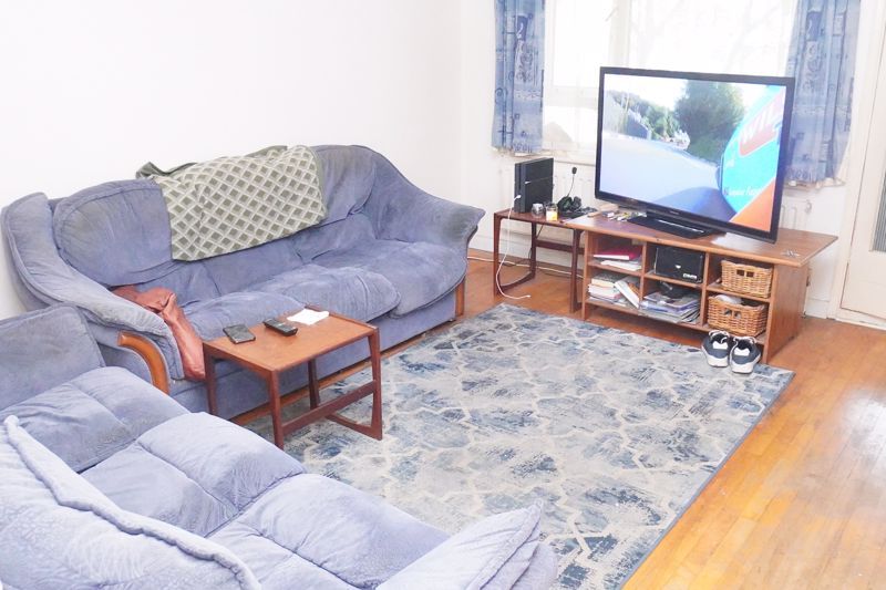 Property photo 2 of 11 Photo 9