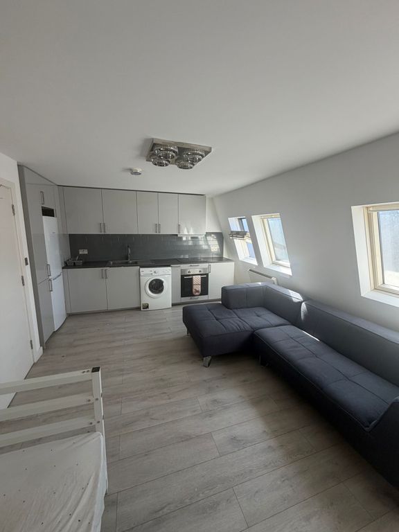 Property photo 2 of 4