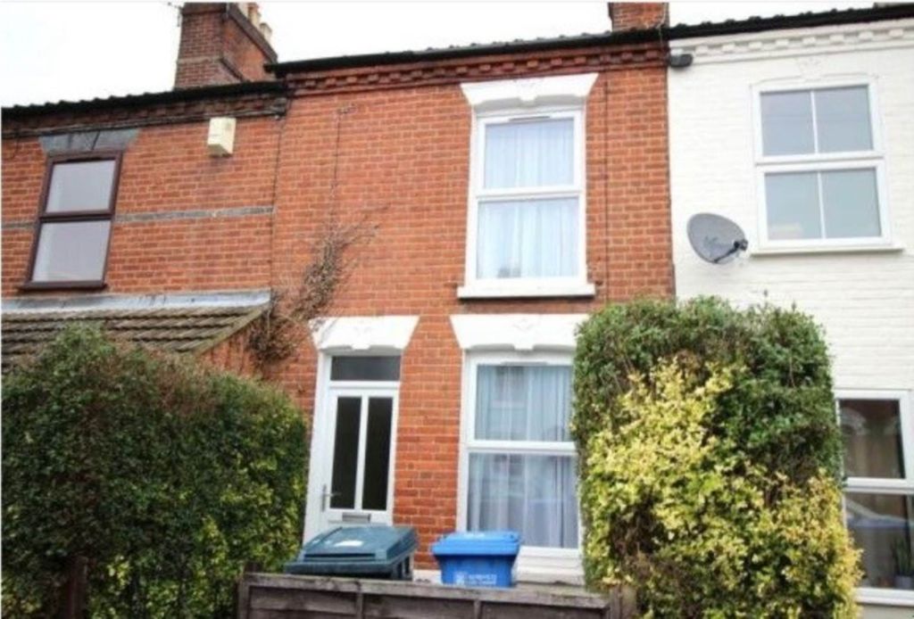 Property photo 1 of 9