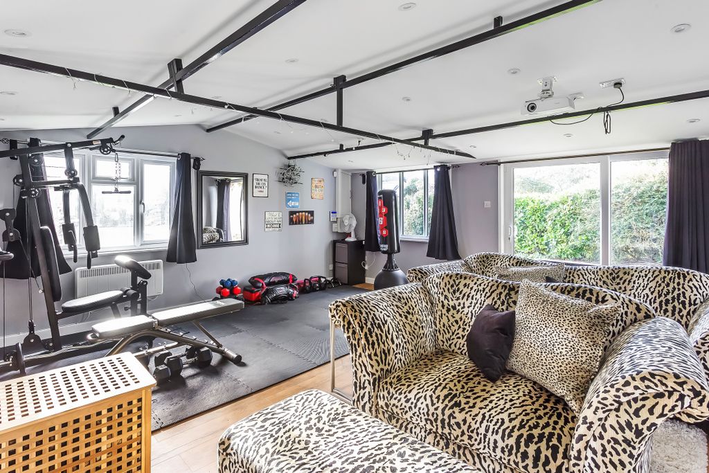 Additional image 19 of 5 bed detached house for saleCourt Avenue, Coulsdon CR5
