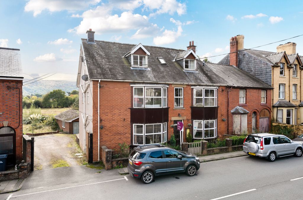 Property photo 1 of 24 1358881-1-68d5792...