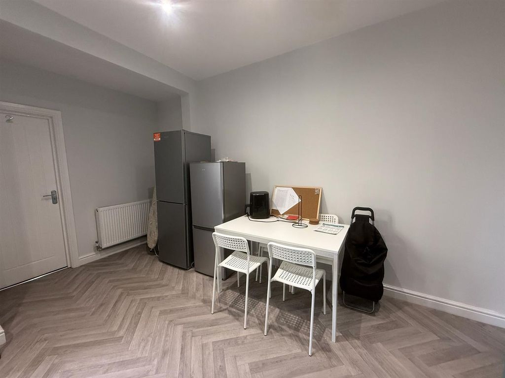 Property photo 1 of 6 Welbeck Dining.Jpeg