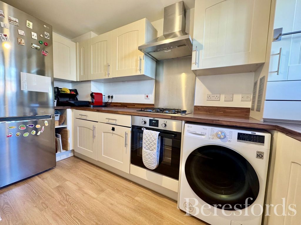 Property photo 2 of 21 Picture 2