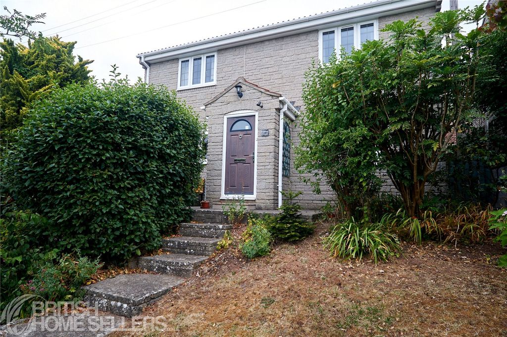 Property photo 1 of 18 Picture No. 11