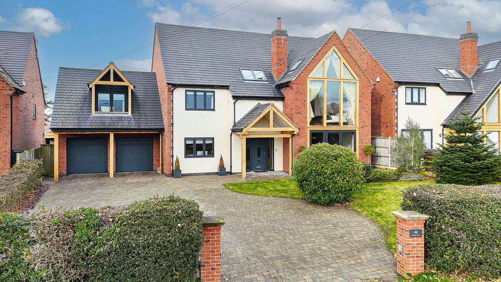 Property photo 1 of 42