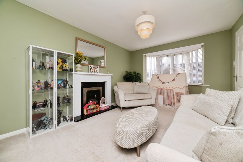 Property photo 3 of 17