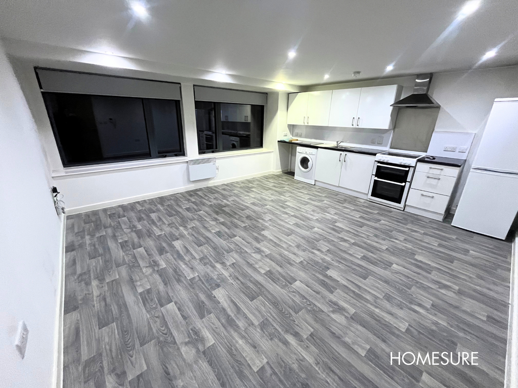 Property photo 1 of 7 Living Space/Kitchen