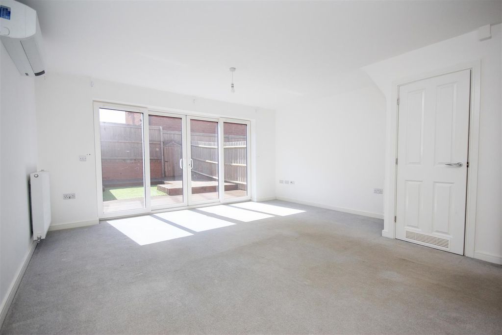 Property photo 3 of 13 Living 1.Jpg