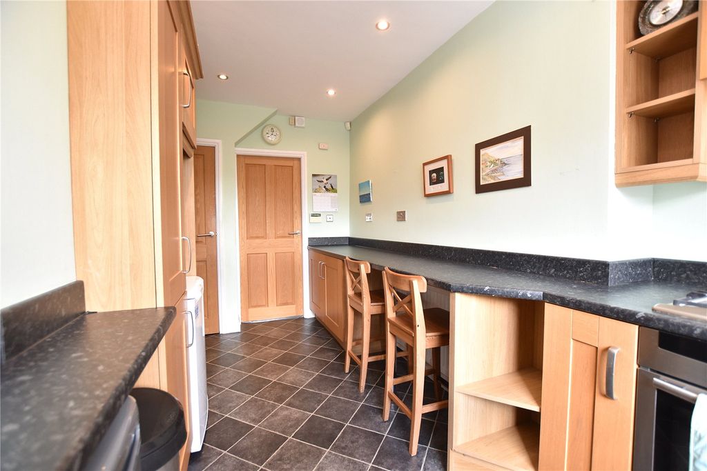 Property photo 2 of 18 Picture No. 18