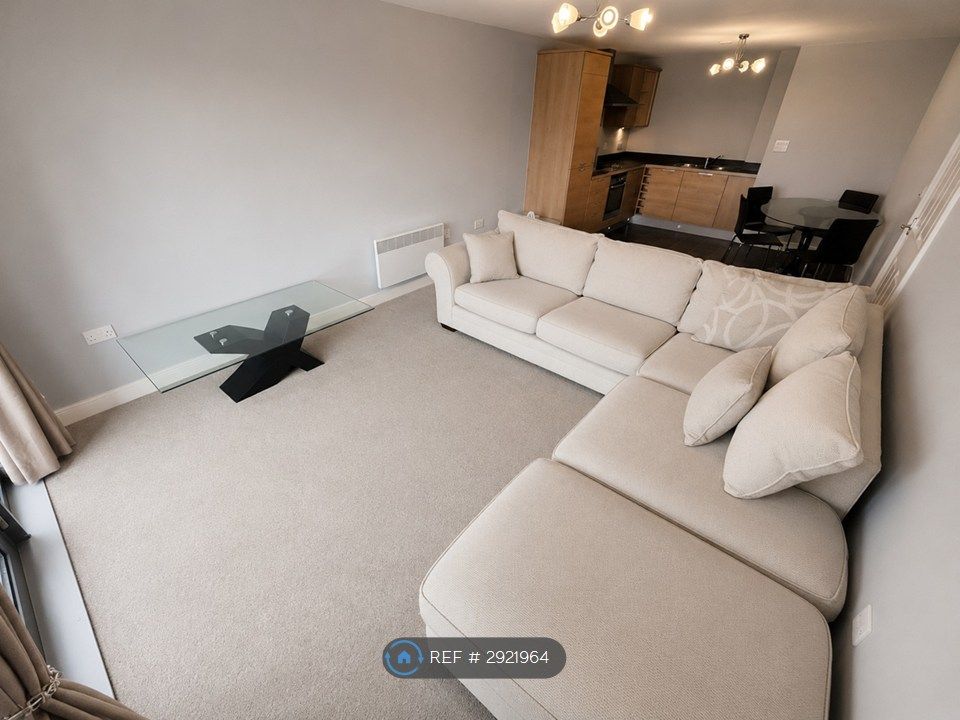 Property photo 3 of 12