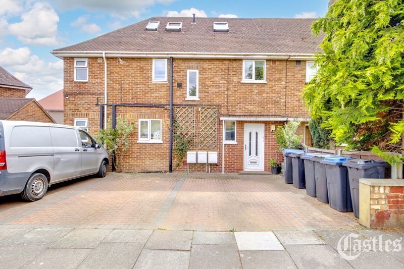 Property photo 1 of 12 Photo 11