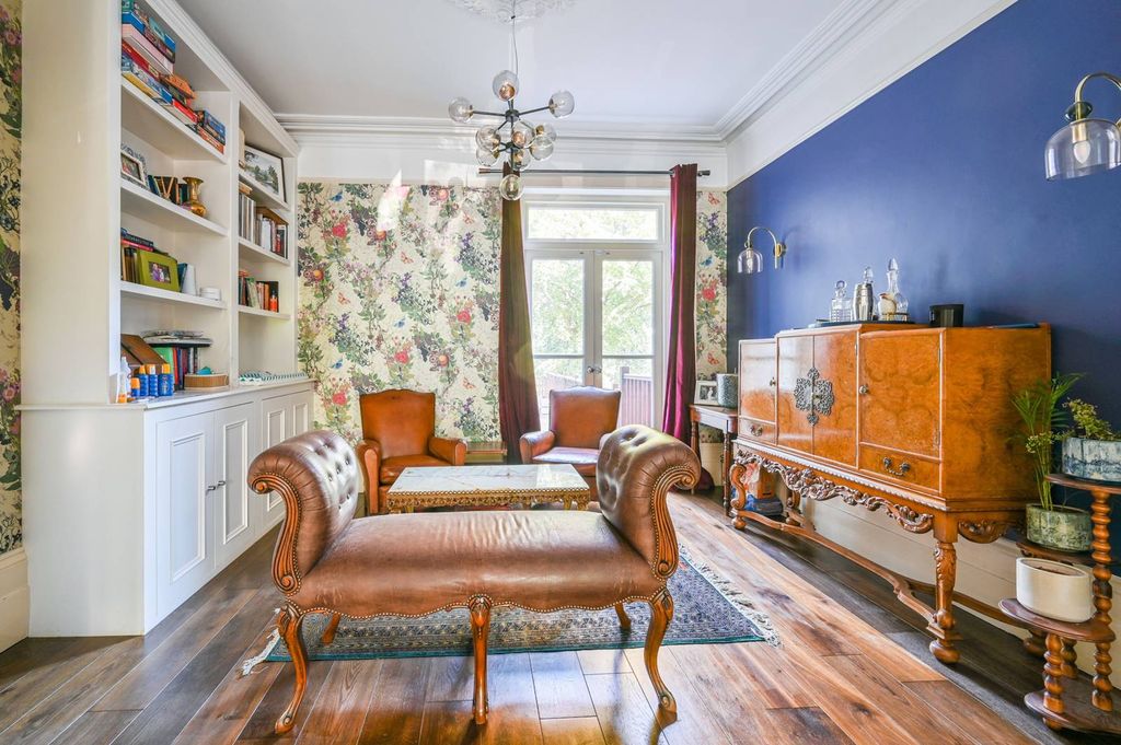 Property photo 1 of 29