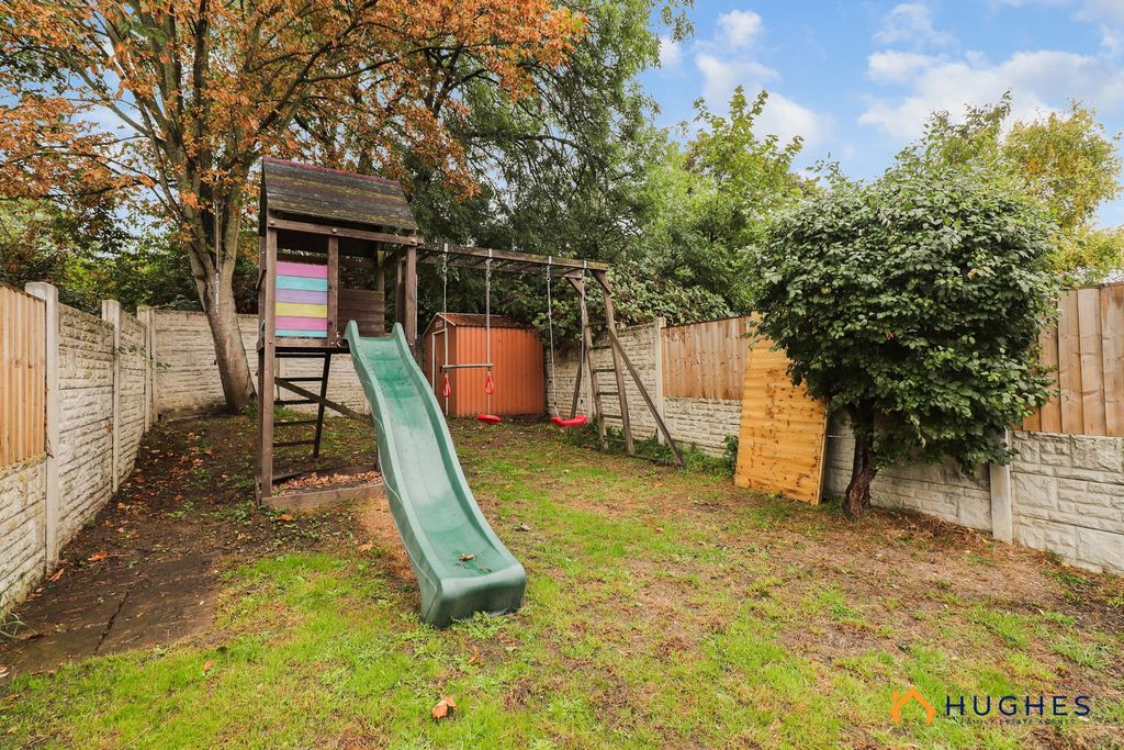 Property photo 2 of 14