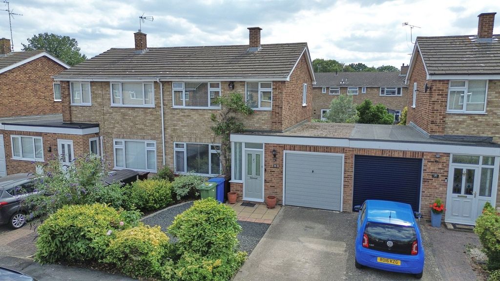 Property photo 1 of 18
