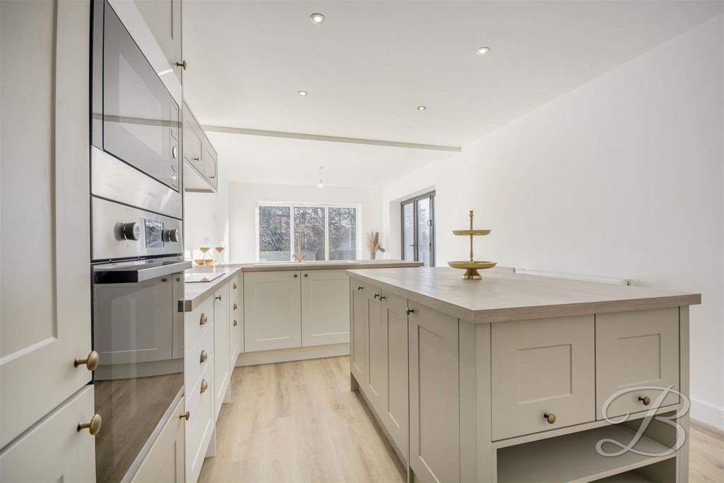 Property photo 3 of 31 Ccltd-2.Jpg