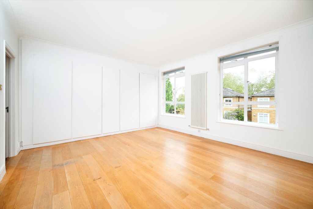 Property photo 3 of 22 Image