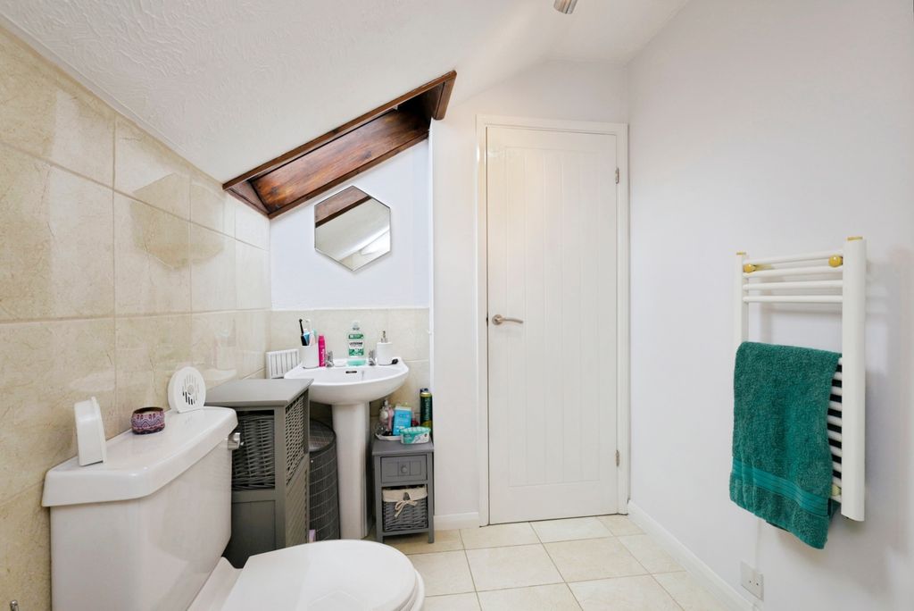 Additional image 9 of 1 bed flat for saleStreatfield Road, Heathfield, East Sussex TN21