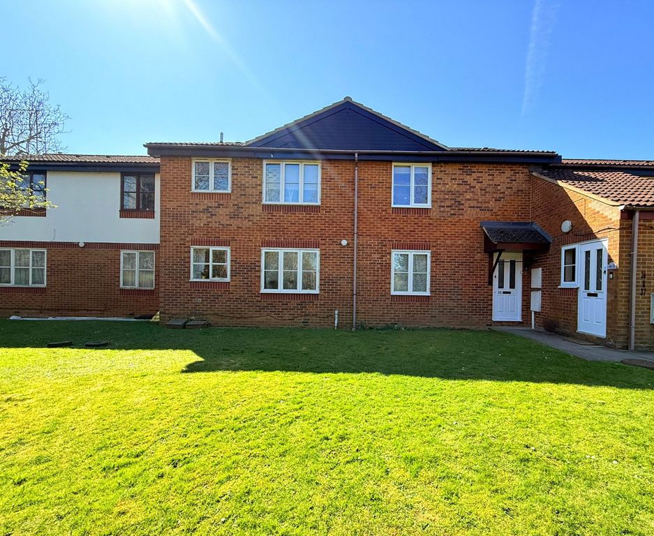 Property photo 2 of 14