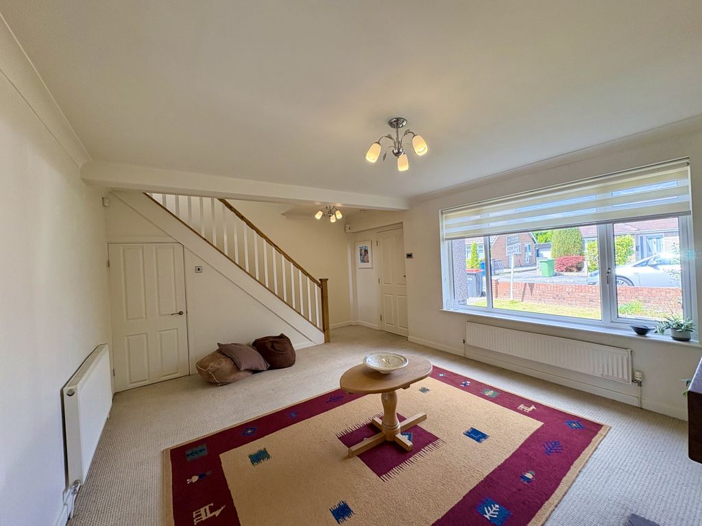 Property photo 3 of 31