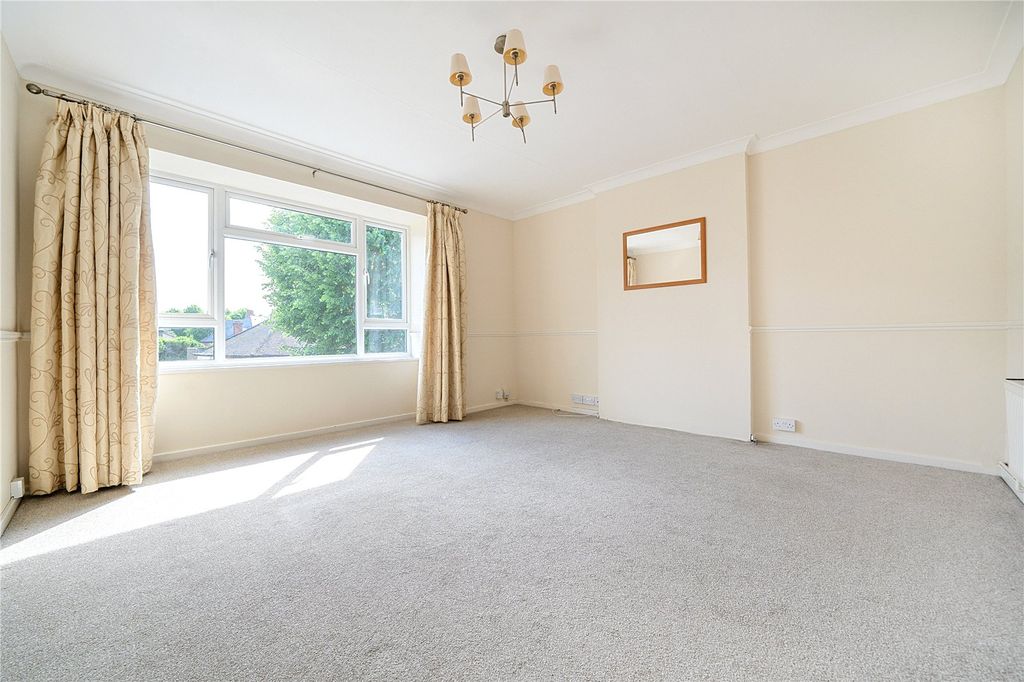 Property photo 3 of 14 Picture No. 11