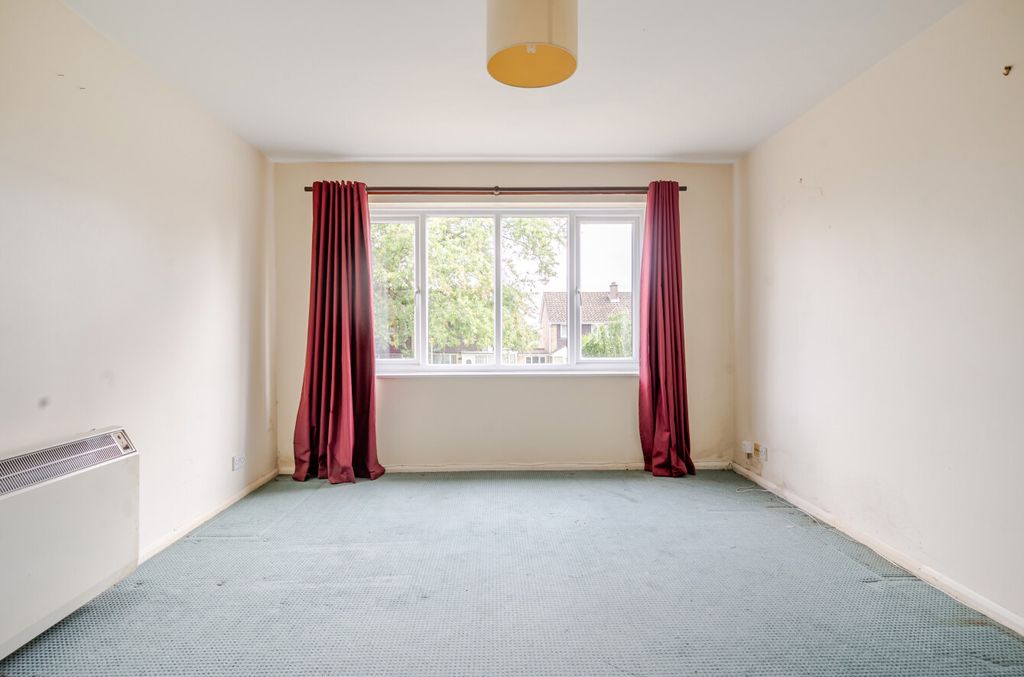 Property photo 3 of 9 1347527-9-68B6F7d...