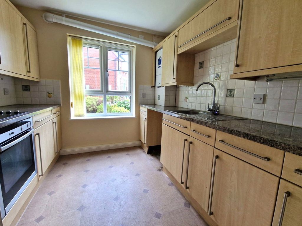 Property photo 2 of 6