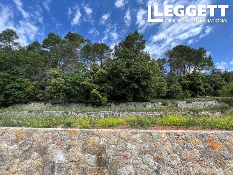 Property photo 2 of 3